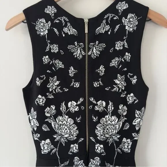 Ted Baker Naomyy Floral Jacquard Dress Mini A-Line Sleeveless round neck zip up - Picture 6 of 13